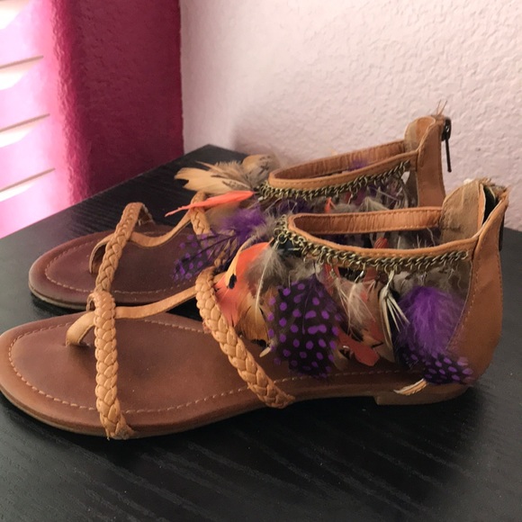 feather sandals aldo